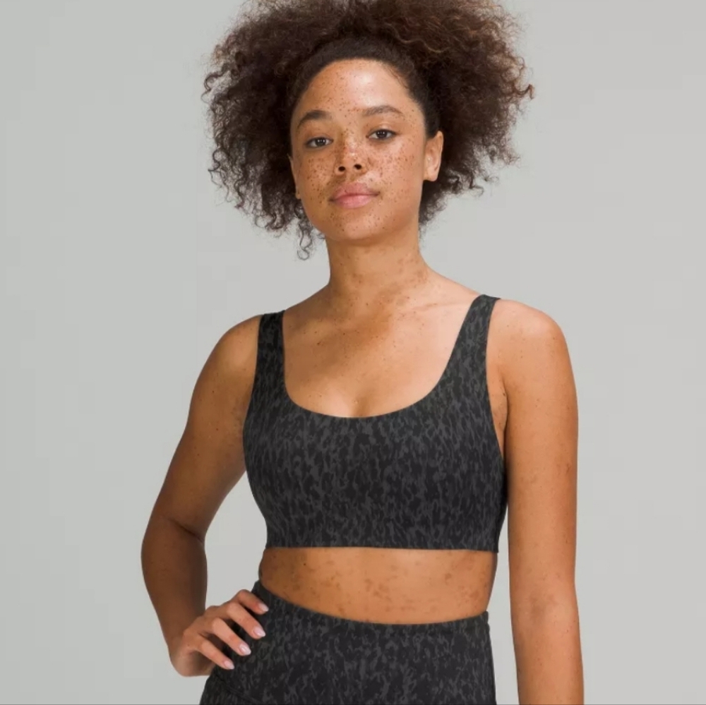 Lululemon In Alignment Straight-Strap Bra A/B Size 8